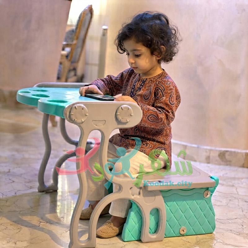 میز تحریر و نیمکت چند کاره