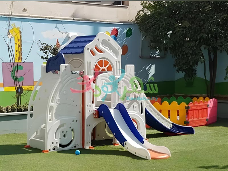 سرسره تک برج با دو سرسره